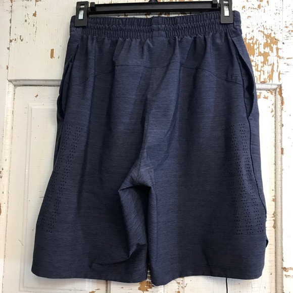 ☘️❄️ Adidas Axis Woven training Shorts ❄️☘️ - Picture 11 of 11